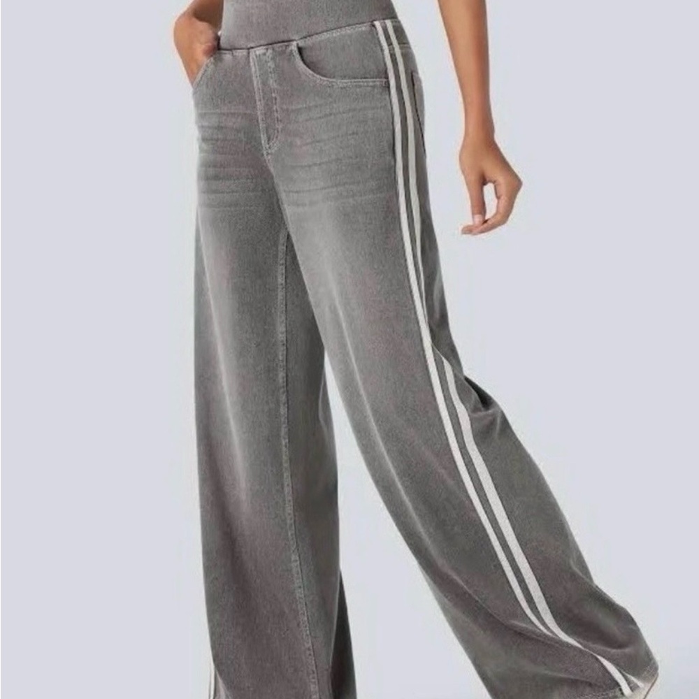 HALARA Flex Gray Wide-Leg Denim-like Pants with White Stripes XL Regular.